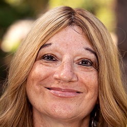 Faculty image - Michele Annis